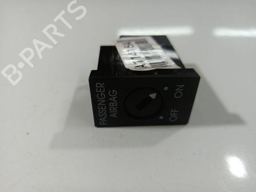 switch-skoda-fabia-ii-542-2006-2007-2008-2009-2010-2011-2012-2013-2014-36313222 main image