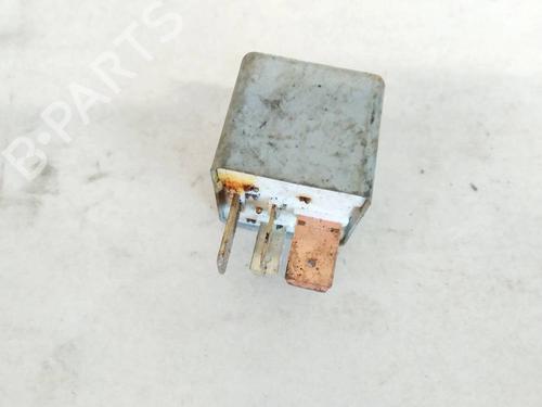 Used Electronic sensor Electronic sensor AUDI A4 B5 (8D2) 1.6 (100 hp) 32937244 32937244
