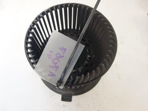 Used Heater blower motor Heater blower motor PEUGEOT 207 (WA_, WC_) 1.6 HDi (109 hp) 35518373 35518373