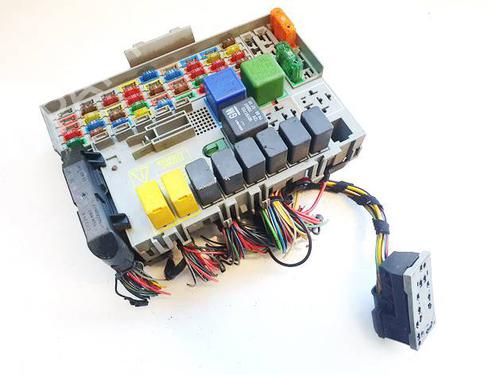 Used Fuse box Fuse box OPEL ZAFIRA A MPV (T98) 2.0 DTI 16V (F75) (101 hp) 32972103 32972103