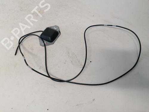 Used Antenna/Base Antenna/Base 35532106 35532106