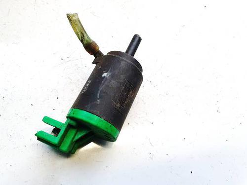 Used Washer pump Washer pump VW PASSAT B7 (362) 1.6 TDI (105 hp) 34879370 34879370