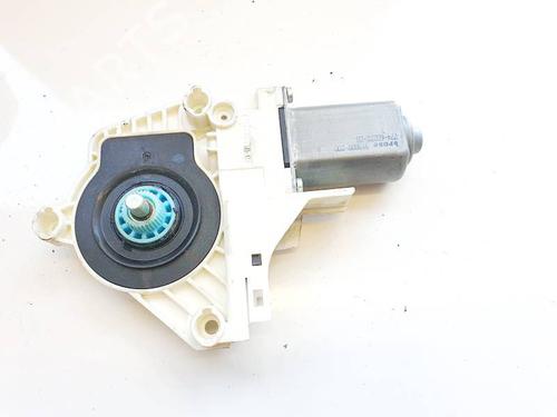 Left front window motor AUDI Q5 (8RB) 2.0 TDI quattro | BP35304750E21 - Image 3