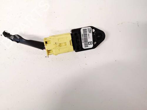 Used Electronic module Electronic module TOYOTA COROLLA Verso (ZER_, ZZE12_, R1_) 2.2 D-4D (AUR10_, AUR10R) (136 hp) 32937237 32937237