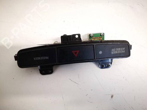 Used Warning switch Warning switch MITSUBISHI LANCER VIII (CY_A, CZ_A) 2.0 DI-D (CY8A) (140 hp) 35059636 35059636