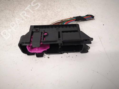Used Electronic module Electronic module VW TOURAN (1T1, 1T2) 1.9 TDI (100 hp) 39999947 39999947