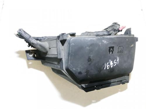 Used Fuse box Fuse box FORD MONDEO IV (BA7) 1.8 TDCi (125 hp) 33066117 33066117