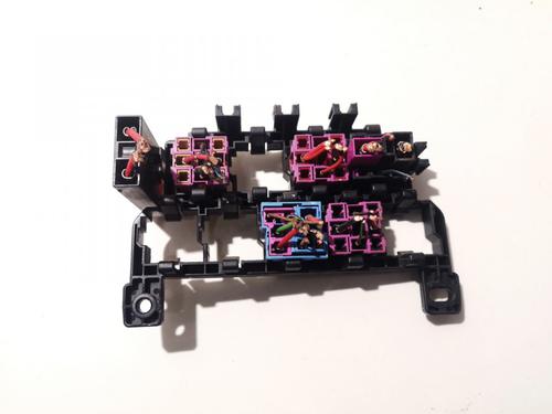 Fuse box AUDI A6 C6 (4F2) 2.7 TDI | BP33060211E1 - Image 2