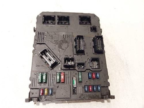 Used Fuse box Fuse box PEUGEOT 206 Hatchback (2A/C) 1.4 HDi eco 70 (68 hp) 32554291 32554291