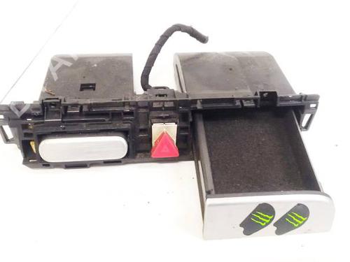 Used Glove box Glove box VW PASSAT B6 (3C2) 2.0 TDI (170 hp) 35165905 35165905