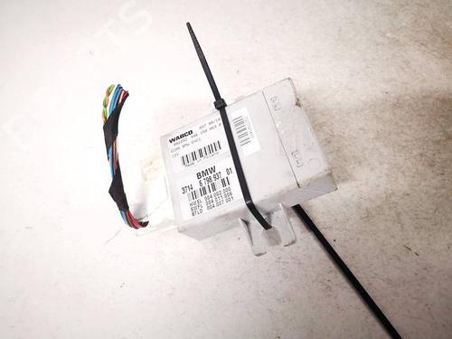 Used Electronic module Electronic module BMW 5 (F10) 520 d (184 hp) 32924539 32924539
