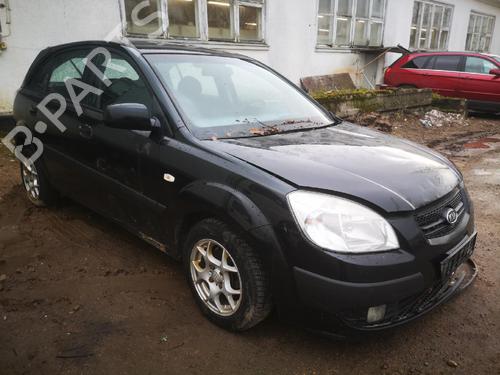 Brugte KIA RIO II (JB) 1.5 CRDi (110 hp) 4471688