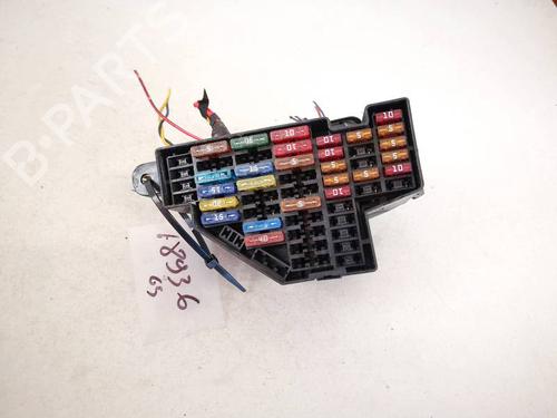 fuse-box-vw-passat-b6-3c2-2005-2006-2007-2008-2009-2010-2011-32936083 main image