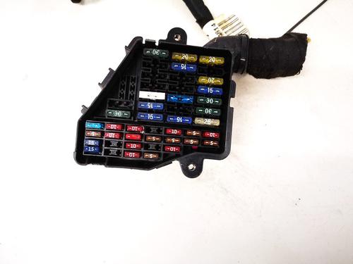Used Fuse box VW PASSAT B5 Variant (3B5) 1.9 TDI (115 hp) 33078945