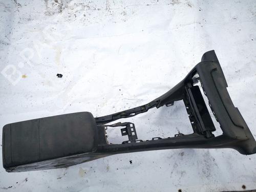 Used Armrest / Center console Armrest / Center console CITROËN C5 III (RD_) 2.0 HDi (RDRHD8, RDRHDJ, RDRHR8, RDRHRJ) (136 hp) 35396578 35396578