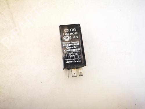 Used Electronic sensor Electronic sensor AUDI 80 B3 Saloon (893, 894, 8A2) 1.8 (75 hp) 33079622 33079622