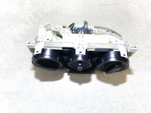 Used Climate control Climate control VW BORA I (1J2) 1.9 TDI (90 hp) 35609407 35609407