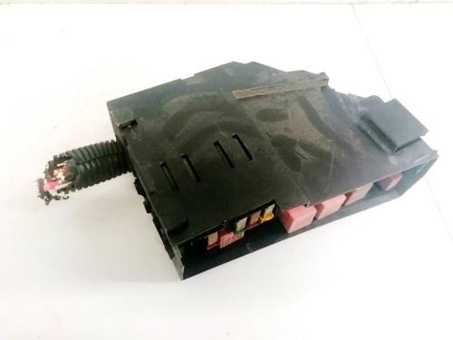 Used Fuse box RENAULT MASTER II Van (FD) 2.5 dCi (FD02) (101 hp) 32925232