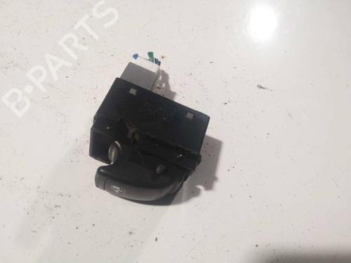 switch-chevrolet-lacetti-j200-2003-32572603 main image