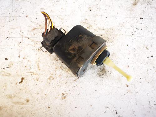 headlight-adjuster-motor-audi-a4-b5-8d2-1994-1995-1996-1997-1998-1999-2000-2001-35598445 main image