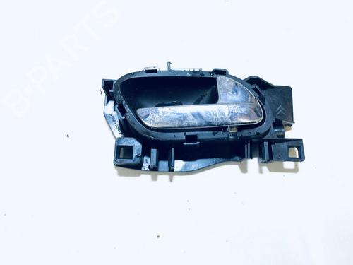 Used Front right interior door handle Front right interior door handle 35597247 35597247