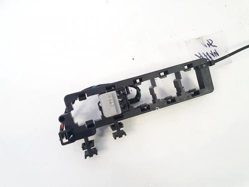 Used Fuse box SKODA OCTAVIA I (1U2) 1.6 (102 hp) 32897765