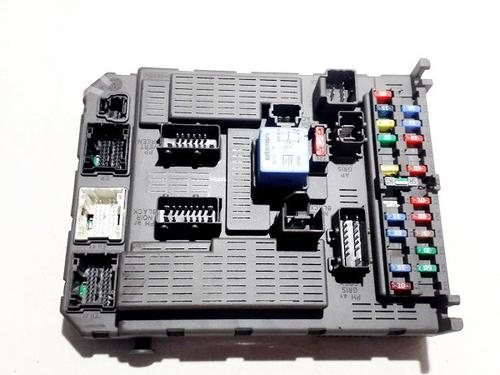 Used Fuse box Fuse box FIAT ULYSSE (179_) 2.2 JTD (128 hp) 33527640 33527640