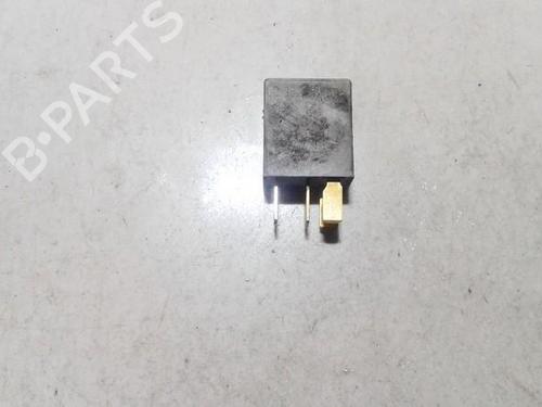 Used Other Other TOYOTA COROLLA Saloon (_E12_) 2.0 D-4D (CDE120_, CDE120R) (116 hp) 33516324 33516324