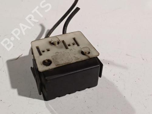 Fuse box CITROËN C3 II (SC_) 1.4 HDi 70 (SC8HZC, SC8HR0, SC8HP4) | BP32570869E1  - Image 9