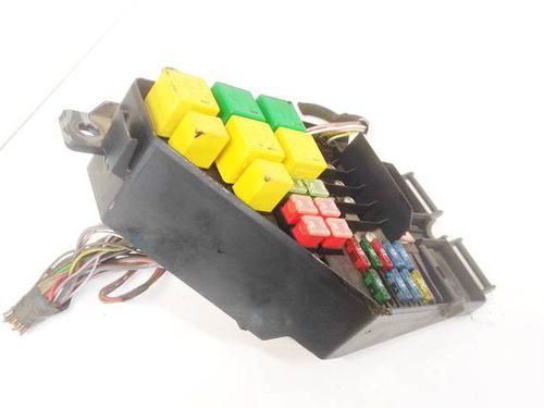 fuse-box-rover-75-rj-1999-2000-2001-2002-2003-2004-2005-32968627 main image