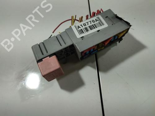 fuse-box-renault-scenic-ii-jm01_-2003-2004-2005-2006-2007-2008-2009-2010-32552922 main image