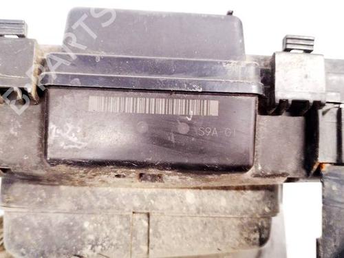 Fuse box HONDA CR-V II (RD_) 2.0 (RD5) | BP33730579E1 - Image 3