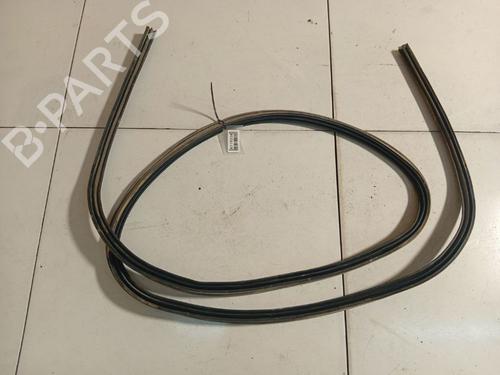 Used Rubber door seal Rubber door seal NISSAN NOTE (E11, NE11) 1.5 dCi (86 hp) 40243329 40243329