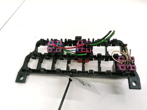 Fuse box VW PASSAT B5 Variant (3B5) 1.9 TDI | BP32891214E1 - Image 2