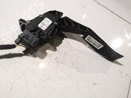 Used Pedal Pedal 38798328 38798328