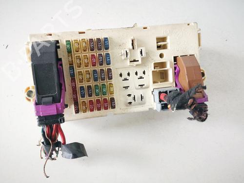Used Fuse box Fuse box FIAT STILO (192_) 1.6 16V (192_XB1A) (103 hp) 33073686 33073686