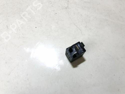 Electronic sensor OPEL ZAFIRA A MPV (T98) 2.0 DI 16V (F75) | BP33075379M84 - Image 2