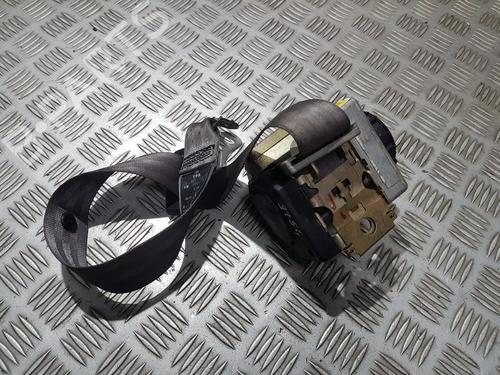 rear-right-seatbelt-vw-passat-b5-variant-3b5-1997-1998-1999-2000-2001-35702789 main image