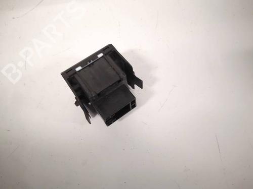 Switch TOYOTA RAV 4 III (_A3_) 2.2 D 4WD (ALA30_, ALA30R) | BP34827451I30 - Image 2