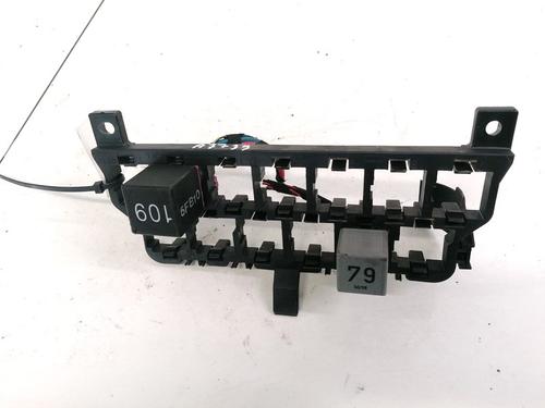 Used Fuse box VW GOLF IV (1J1) 1.9 TDI (110 hp) 32894733