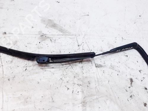 front-windshield-wiper-arm-audi-a6-c4-avant-4a5-1994-1995-1996-1997-1998-33526428 main image
