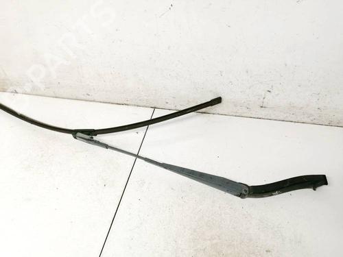 Used Front windshield wiper arm Front windshield wiper arm 32573261 32573261