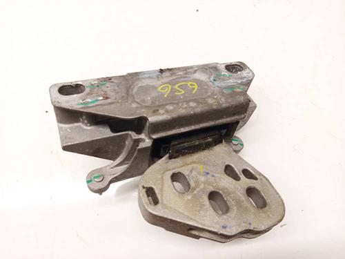 Used Engine mount Engine mount AUDI A1 (8X1, 8XK) 1.8 TFSI (192 hp) 32535401 32535401