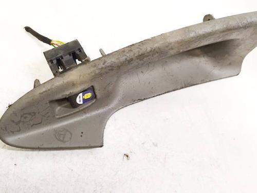 switch-audi-a4-b5-8d2-1994-1995-1996-1997-1998-1999-2000-2001-32542955 main image