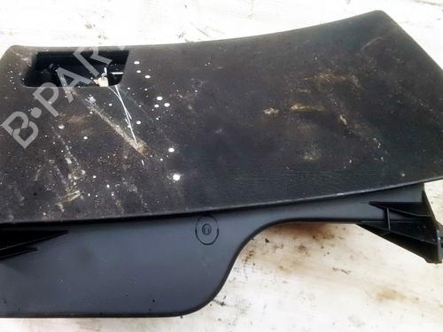 Used Glove box Glove box AUDI 80 B3 Saloon (893, 894, 8A2) 1.8 (75 hp) 35863527 35863527