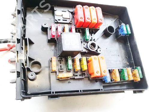 Used Fuse box Fuse box VW TOURAN (1T1, 1T2) 2.0 TDI (170 hp) 32893495 32893495