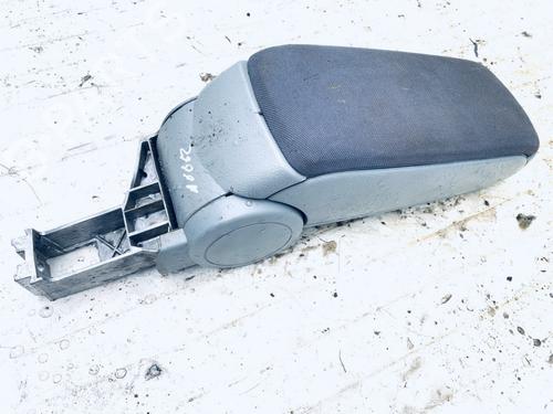 Used Armrest / Center console Armrest / Center console AUDI A6 C5 (4B2, 4B4) 2.5 TDI quattro (180 hp) 35585516 35585516