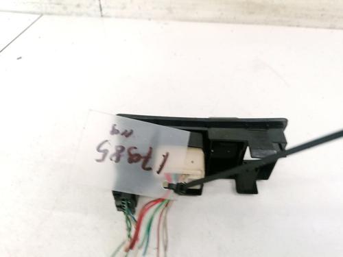 Switch TOYOTA COROLLA Saloon (_E12_) 2.0 D-4D (CDE120_, CDE120R) | BP35434443I30 - Image 3