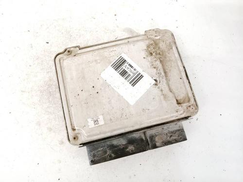 Used Engine control unit (ECU) Engine control unit (ECU) FIAT CROMA (194_) 1.9 D Multijet (194AXC1B, 194AXC12) (150 hp) 32585706 32585706