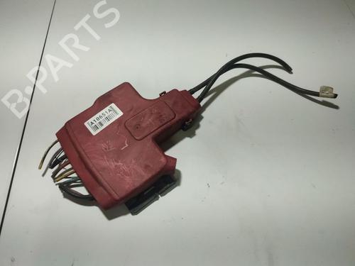 Used Fuse box Fuse box CITROËN C4 Picasso I MPV (UD_) 1.6 HDi (109 hp) 32563381 32563381